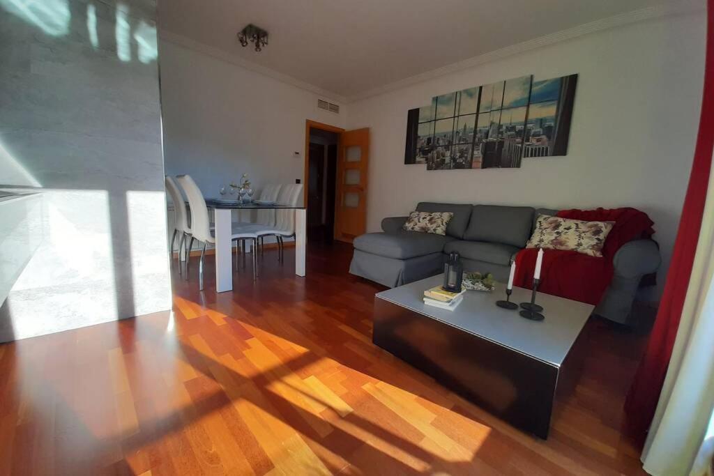 Piso Céntrico Con Piscina,parking Y Jacuzzi Appartement *